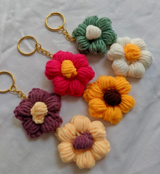 Puff flower keychain